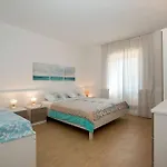 Modern, Affordable And Nicely Decorated - Paradise Gæstehus Pula
