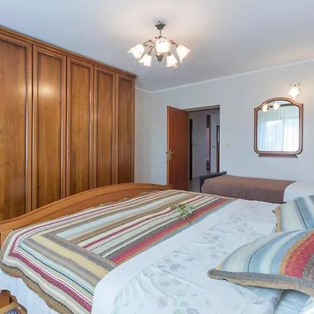 Πανσιόν Modern, Affordable And Nicely Decorated - Paradise 3*