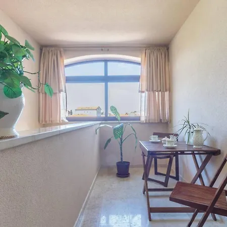 Modern, Affordable And Nicely Decorated - Paradise Гостевой дом 3*