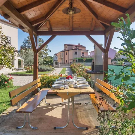 Gostinjska kuća Modern, Affordable And Nicely Decorated - Paradise