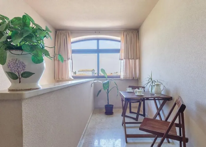 Modern, Affordable And Nicely Decorated - Paradise Πανσιόν 3*