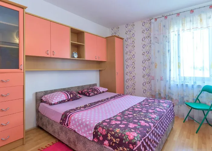 Modern, Affordable And Nicely Decorated - Paradise 3*